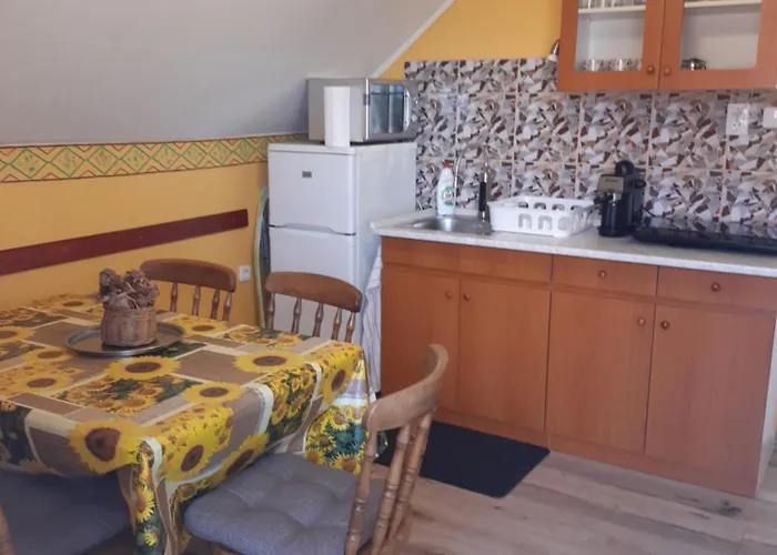 Margareta Haz * Kiralyszentistvan